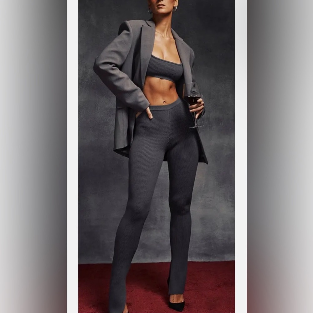 HOUSE OF CB Set - Mischa Rib Bralette and Mitzi Ribbed-Knit Leggings